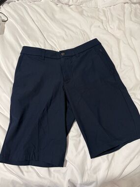 Lululemon Men’s Navy Commission Shorts Size 30